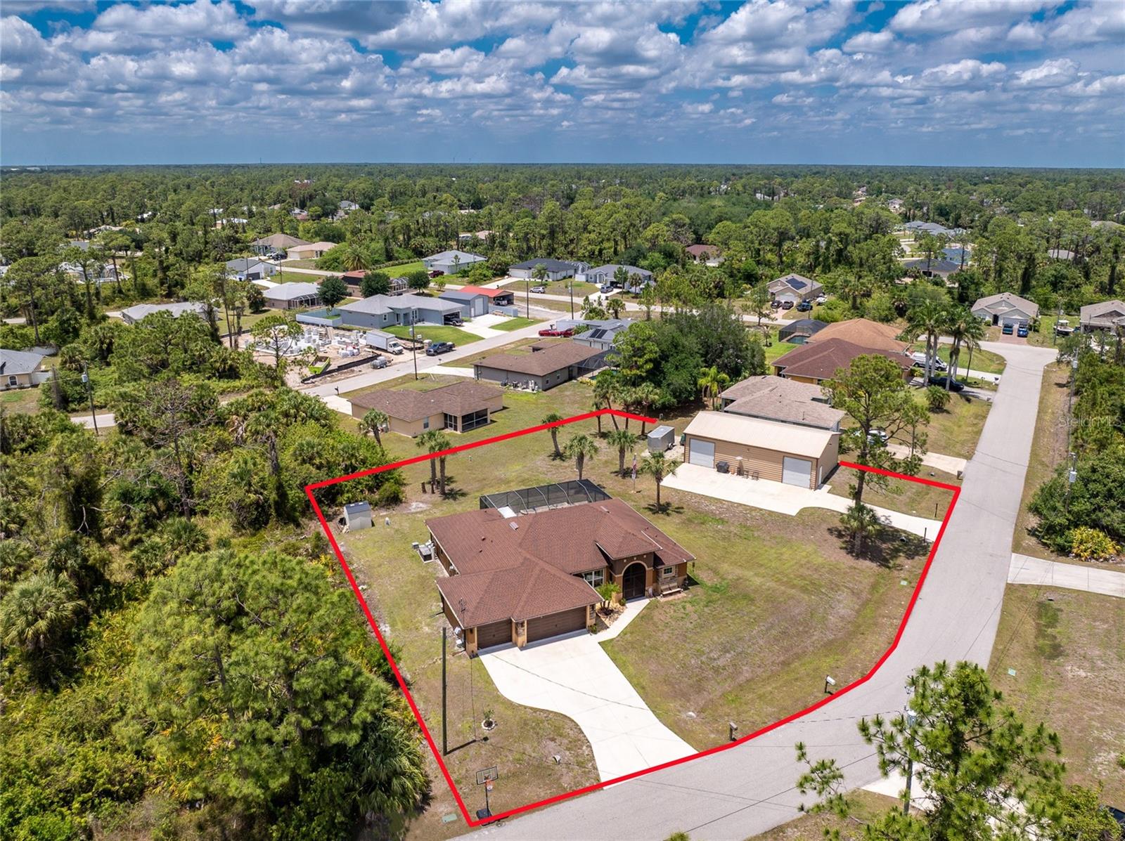 Single Family Residence in NORTH PORT, FL - Daniel Dourado