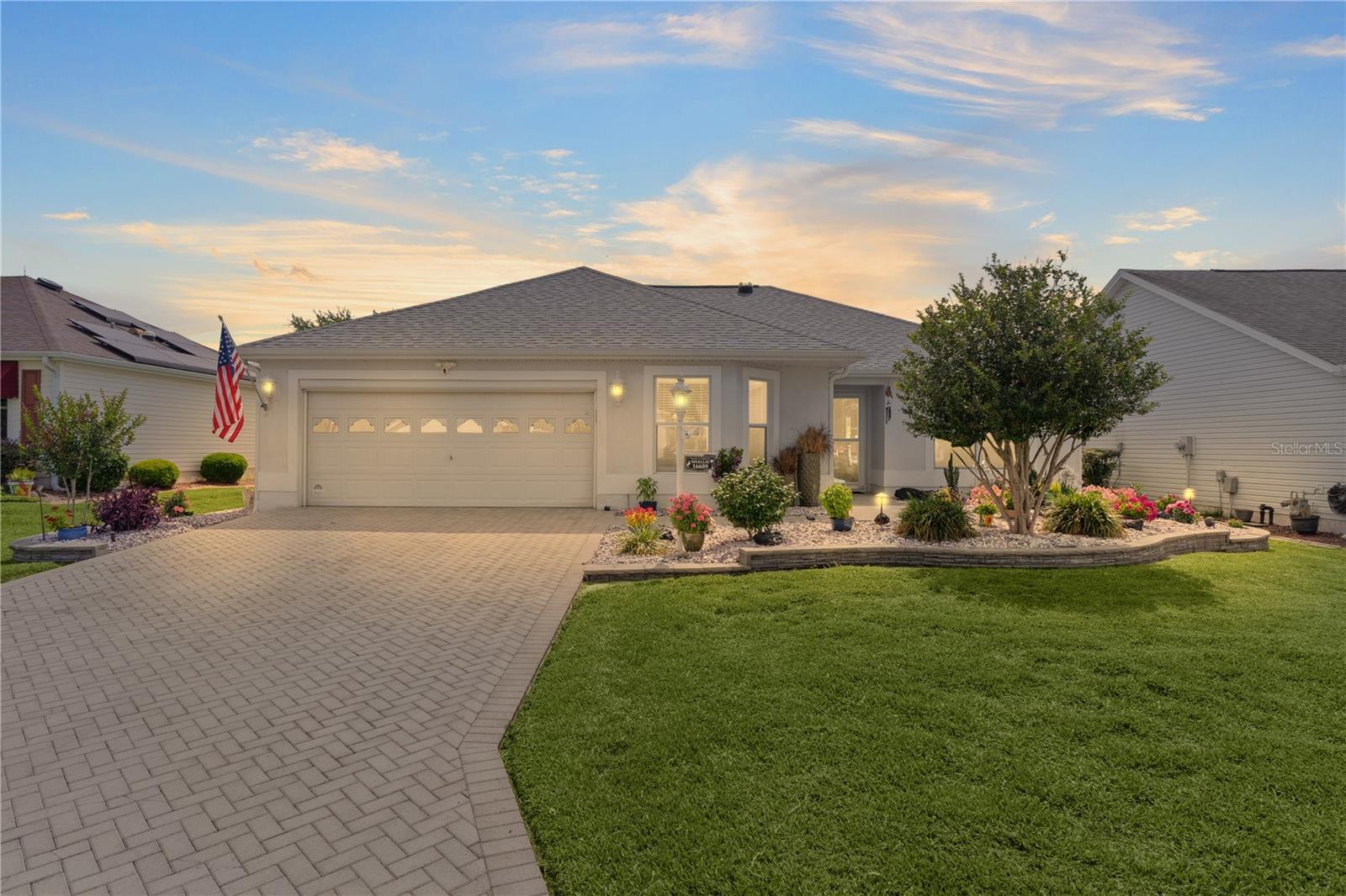 Single Family Residence in THE VILLAGES, FL - Daniel Dourado
