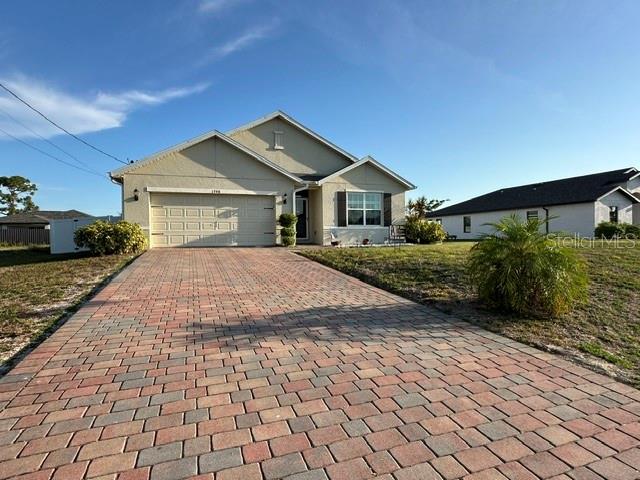 Single Family Residence in CAPE CORAL, FL - Daniel Dourado