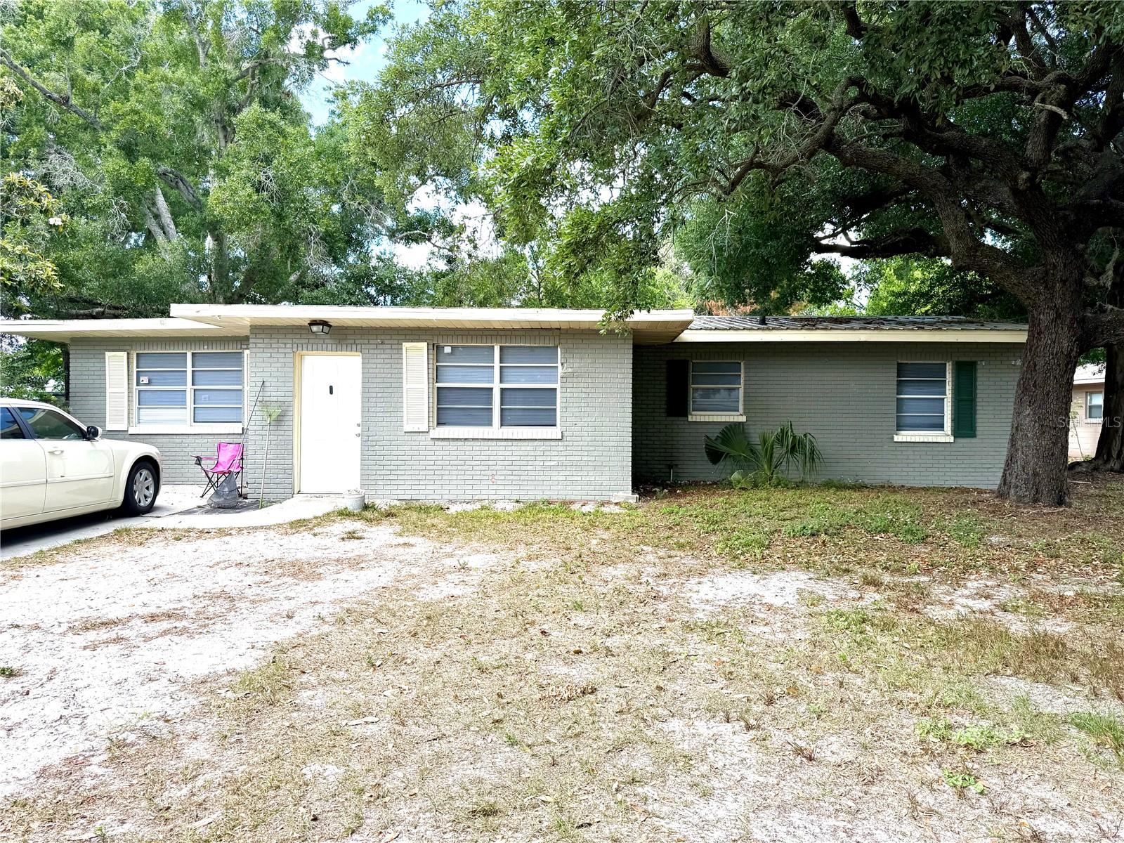 Single Family Residence in WINTER HAVEN, FL - Daniel Dourado