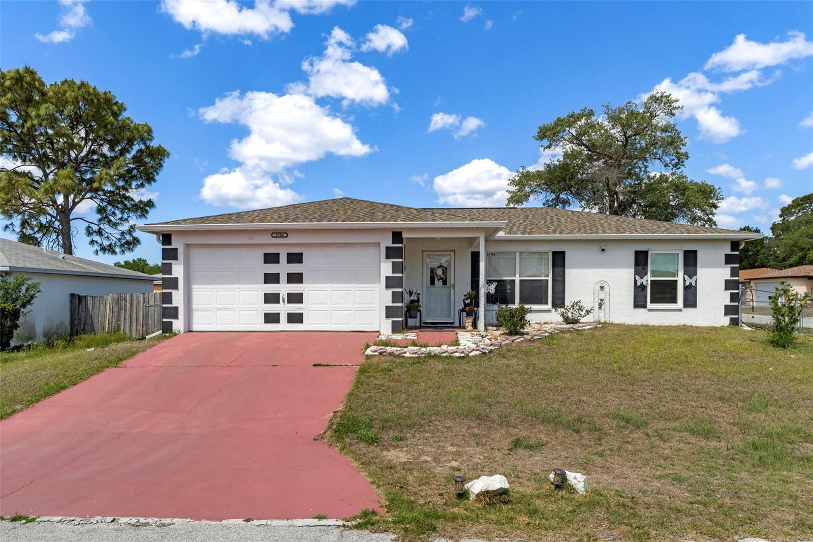 Single Family Residence in HOMOSASSA, FL - Daniel Dourado