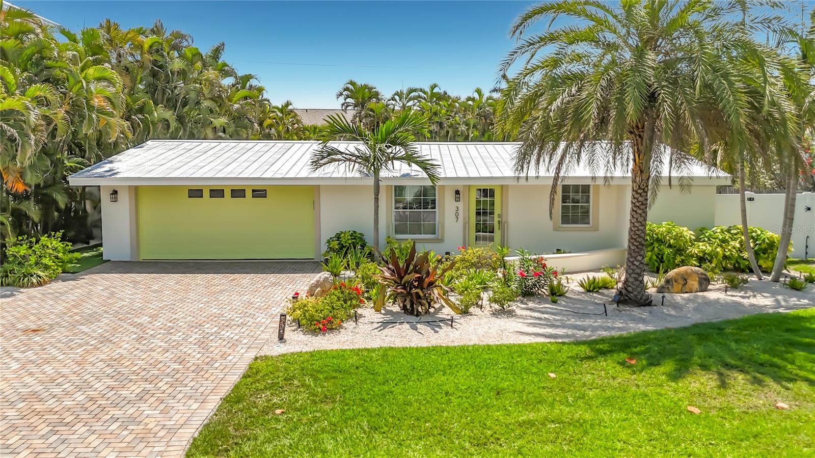 Single Family Residence em HOLMES BEACH, FL - Daniel Dourado