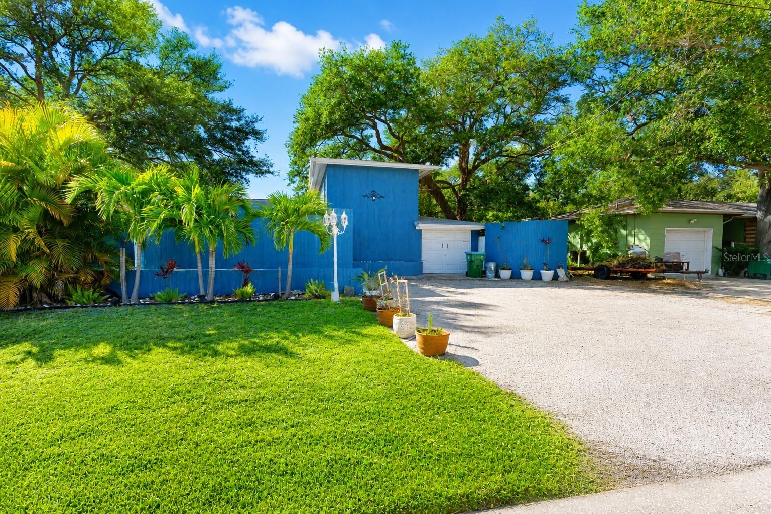 Single Family Residence em ST PETERSBURG, FL - Daniel Dourado