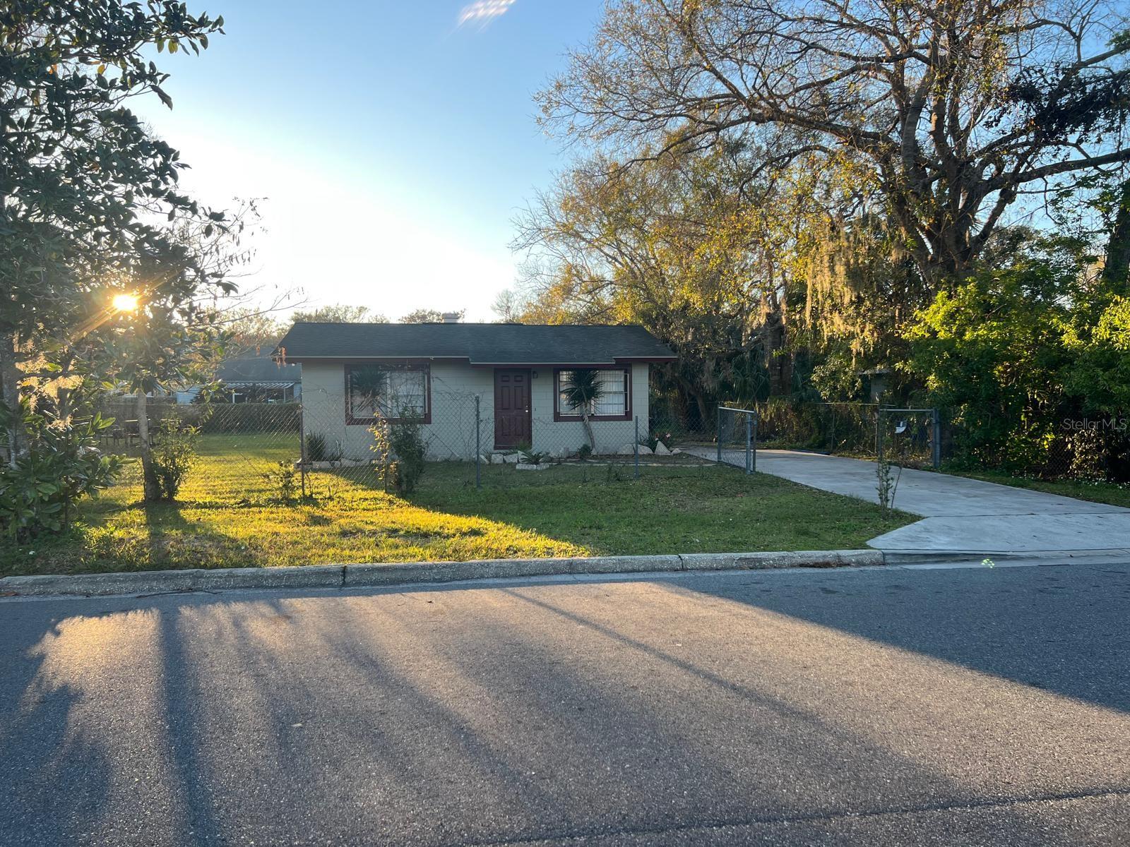 Single Family Residence in SANFORD, FL - Daniel Dourado