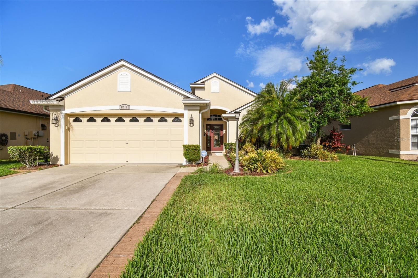 Single Family Residence em LAND O LAKES, FL - Daniel Dourado