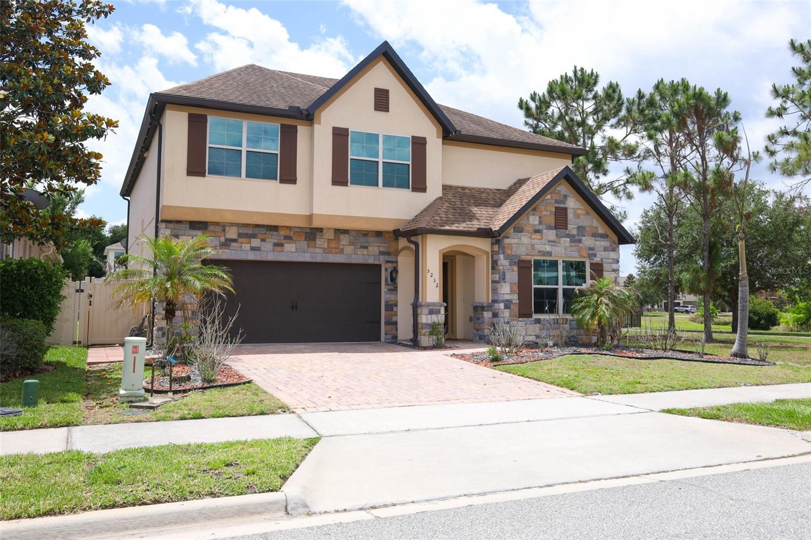 Single Family Residence in ST CLOUD, FL - Daniel Dourado