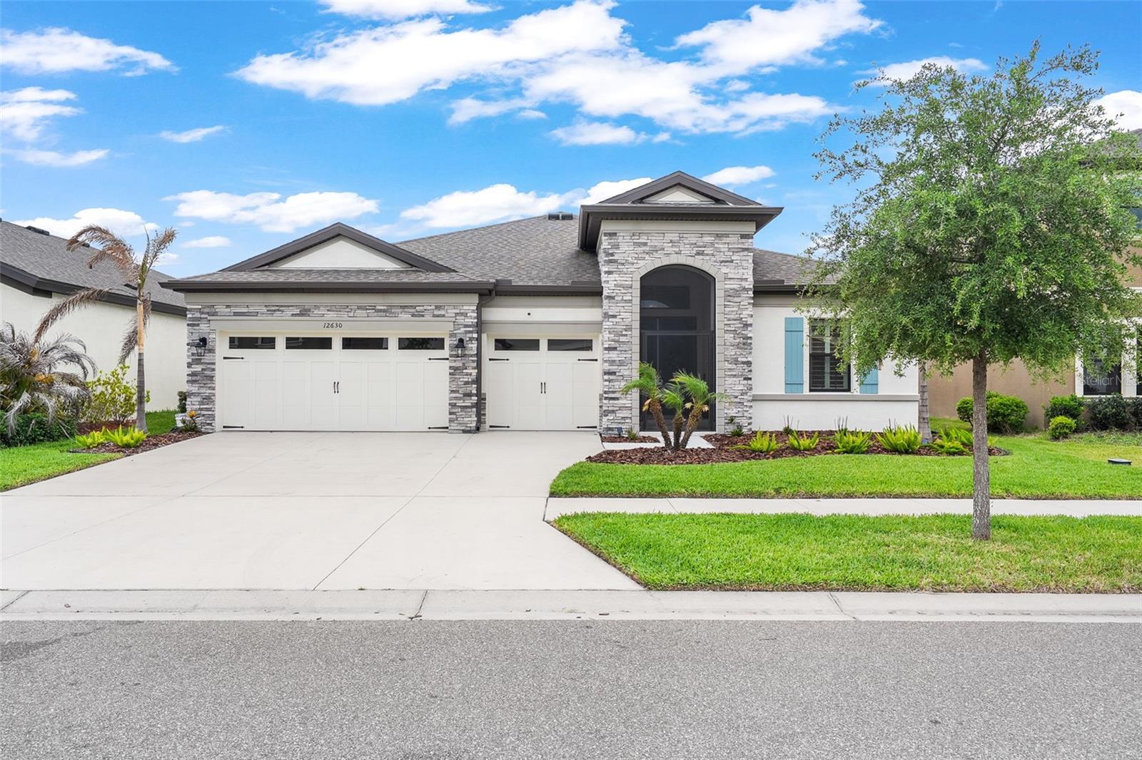 Single Family Residence em LITHIA, FL - Daniel Dourado