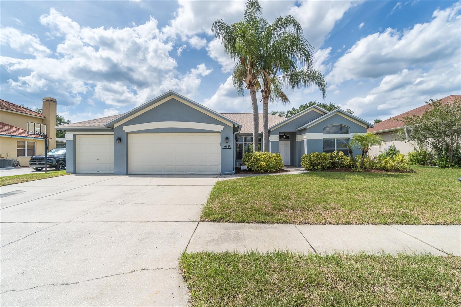 Single Family Residence em LUTZ, FL - Daniel Dourado