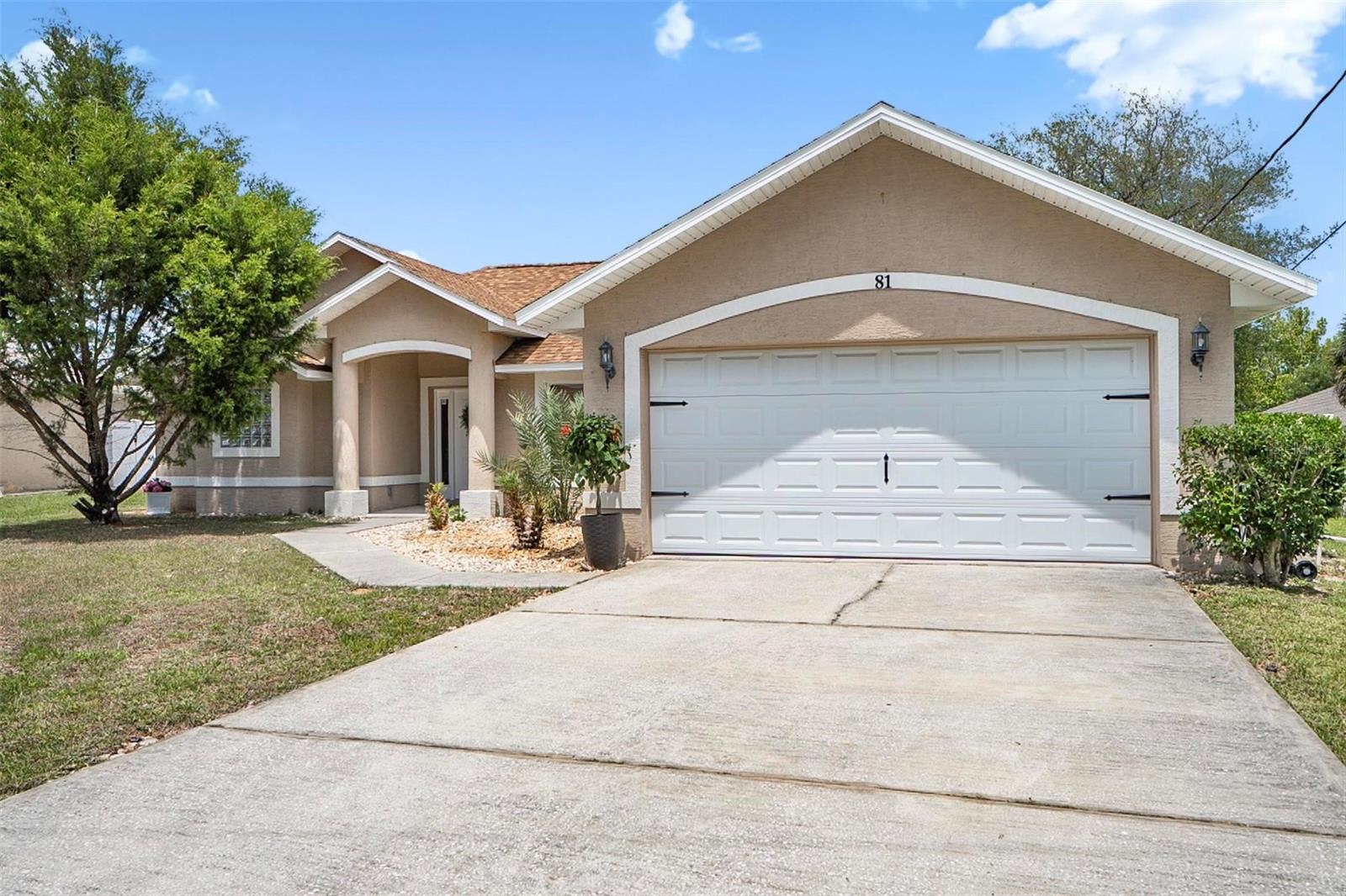 Single Family Residence em PALM COAST, FL - Daniel Dourado