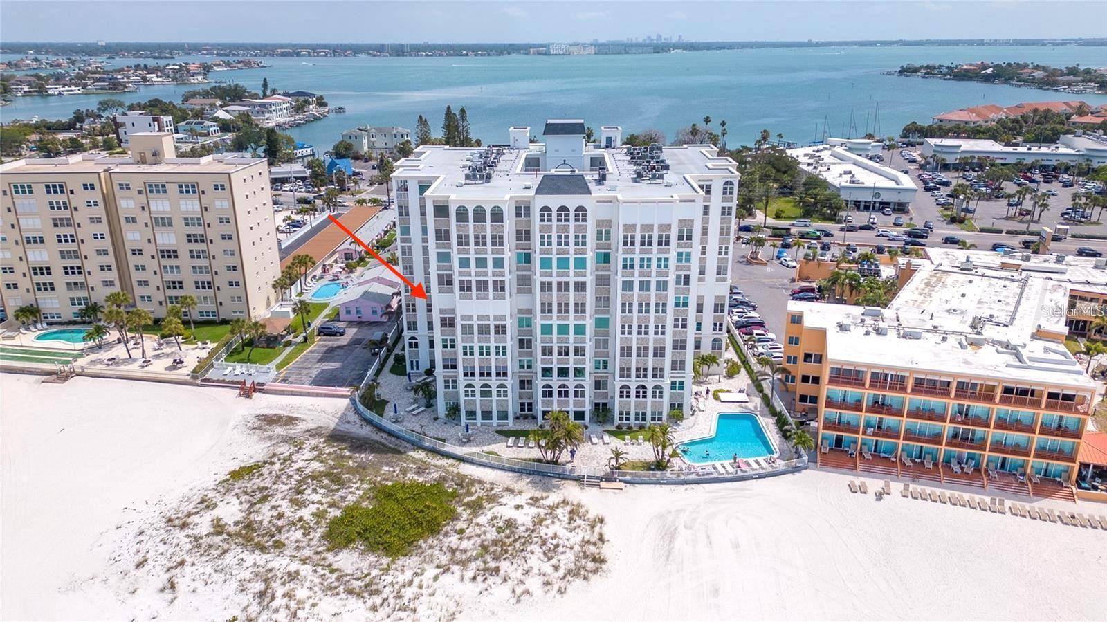 Condominium em ST PETE BEACH, FL - Daniel Dourado
