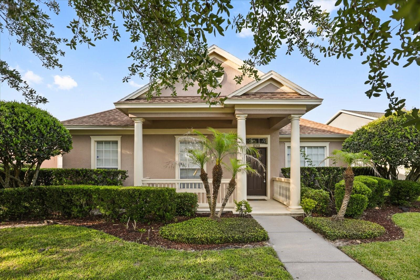 Single Family Residence in WINDERMERE, FL - Daniel Dourado