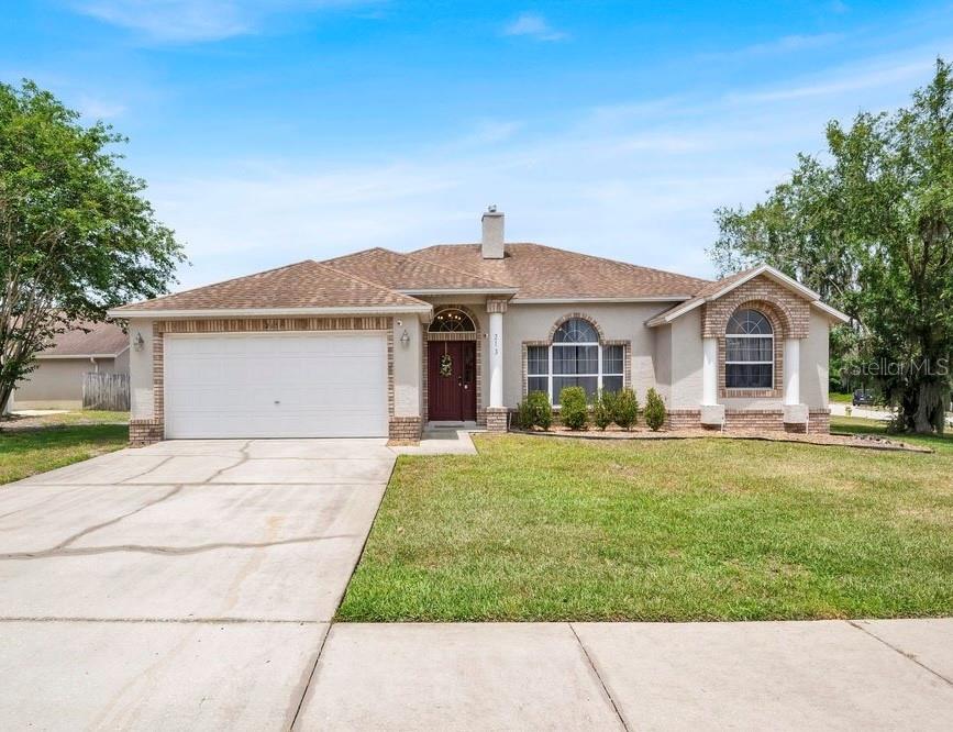 Single Family Residence in SANFORD, FL - Daniel Dourado