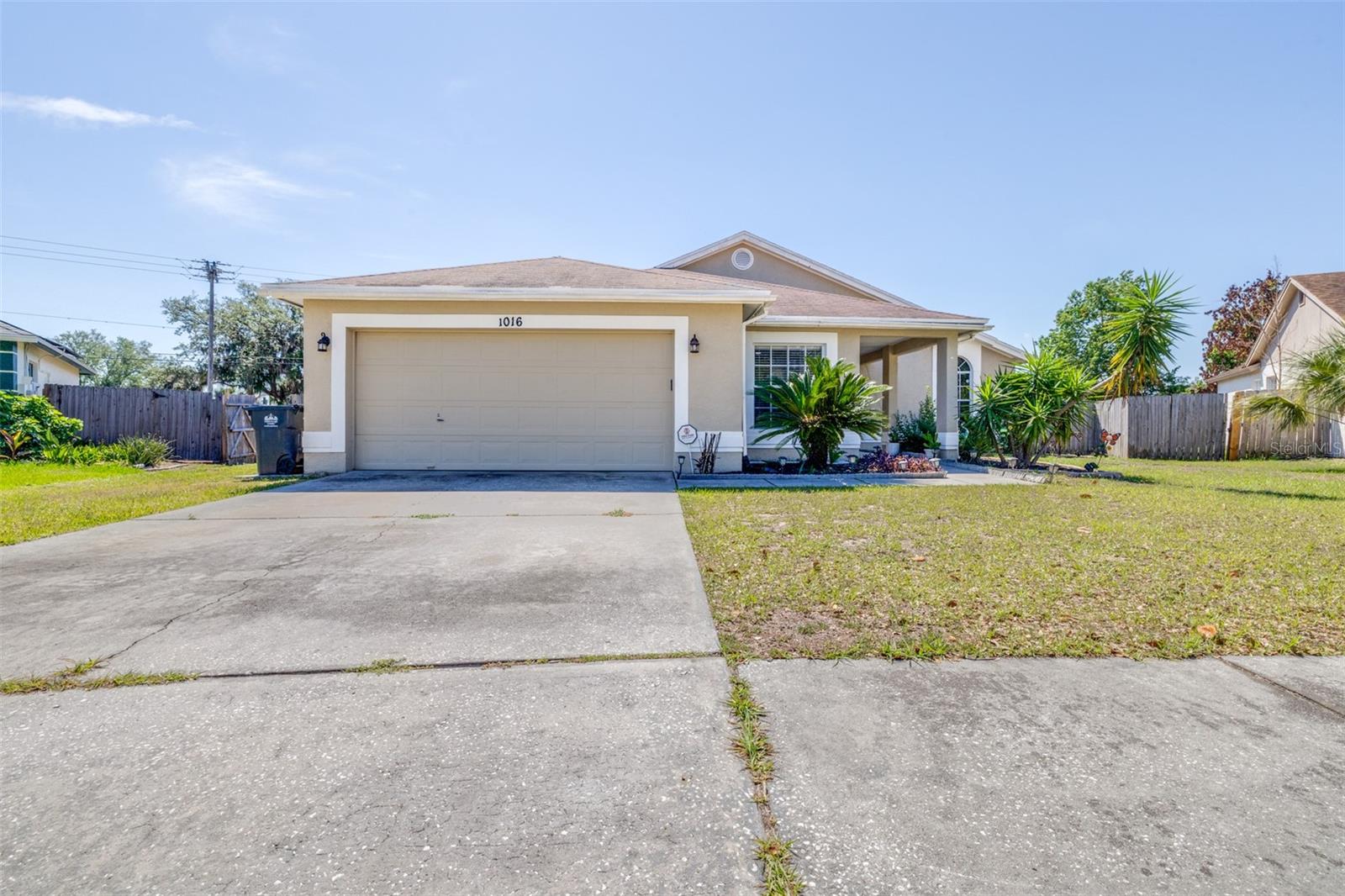 Single Family Residence em BRANDON, FL - Daniel Dourado