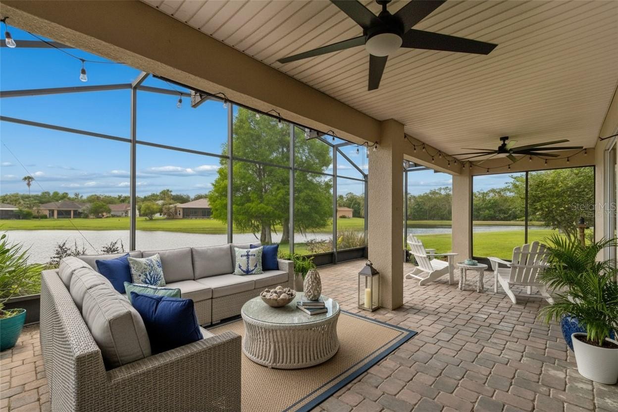Single Family Residence em KISSIMMEE, FL - Daniel Dourado
