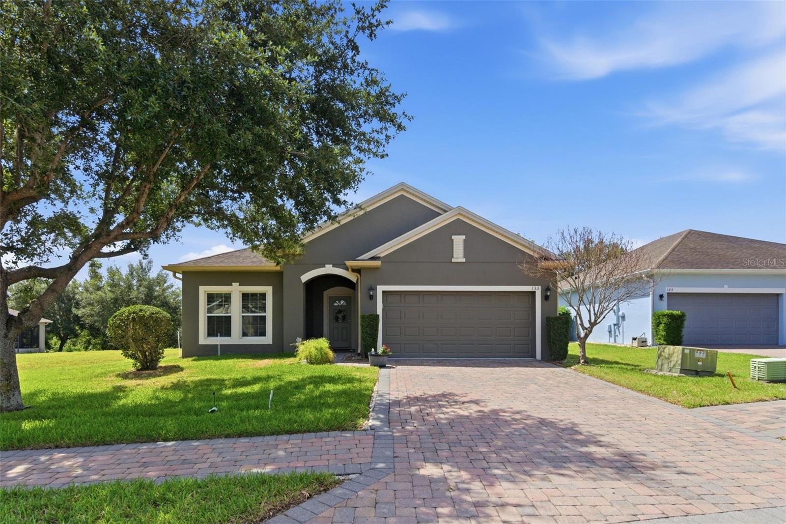 Single Family Residence in DAVENPORT, FL - Daniel Dourado