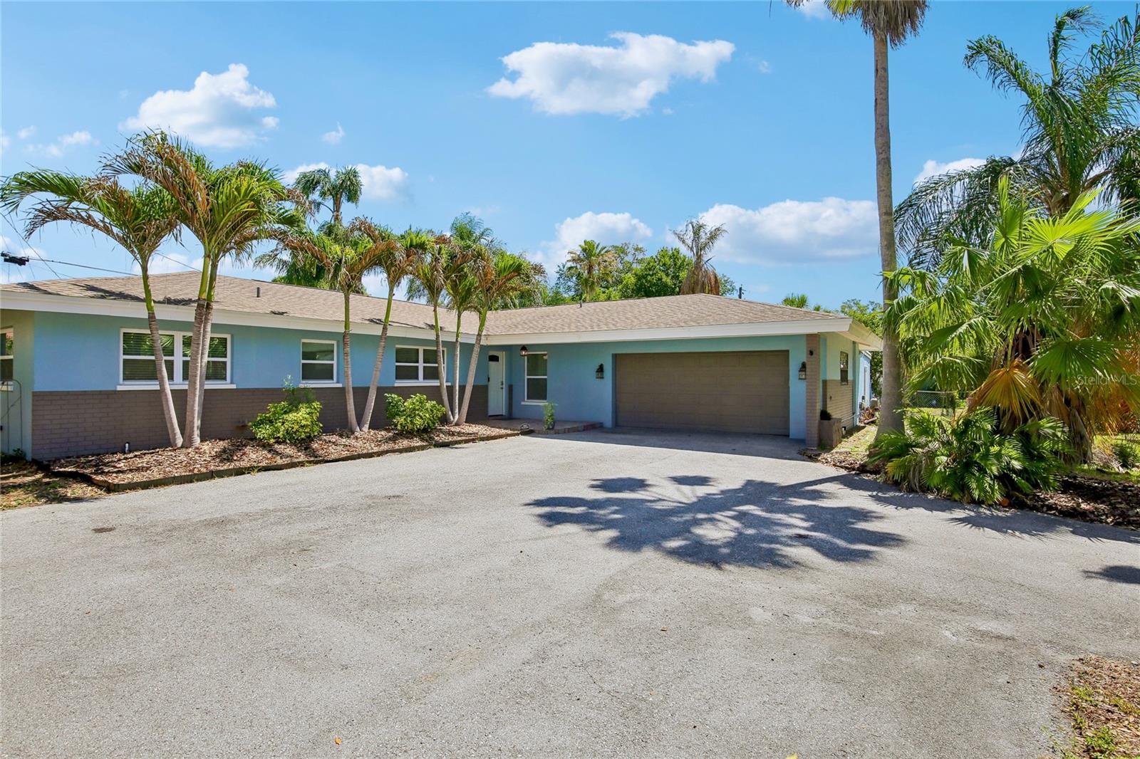 Single Family Residence em CLEARWATER, FL - Daniel Dourado