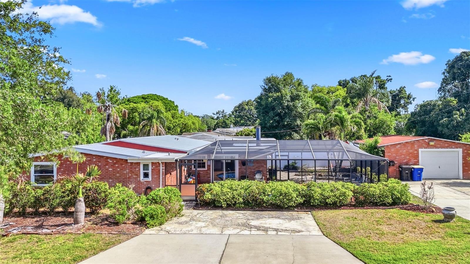 Single Family Residence em CLEARWATER, FL - Daniel Dourado