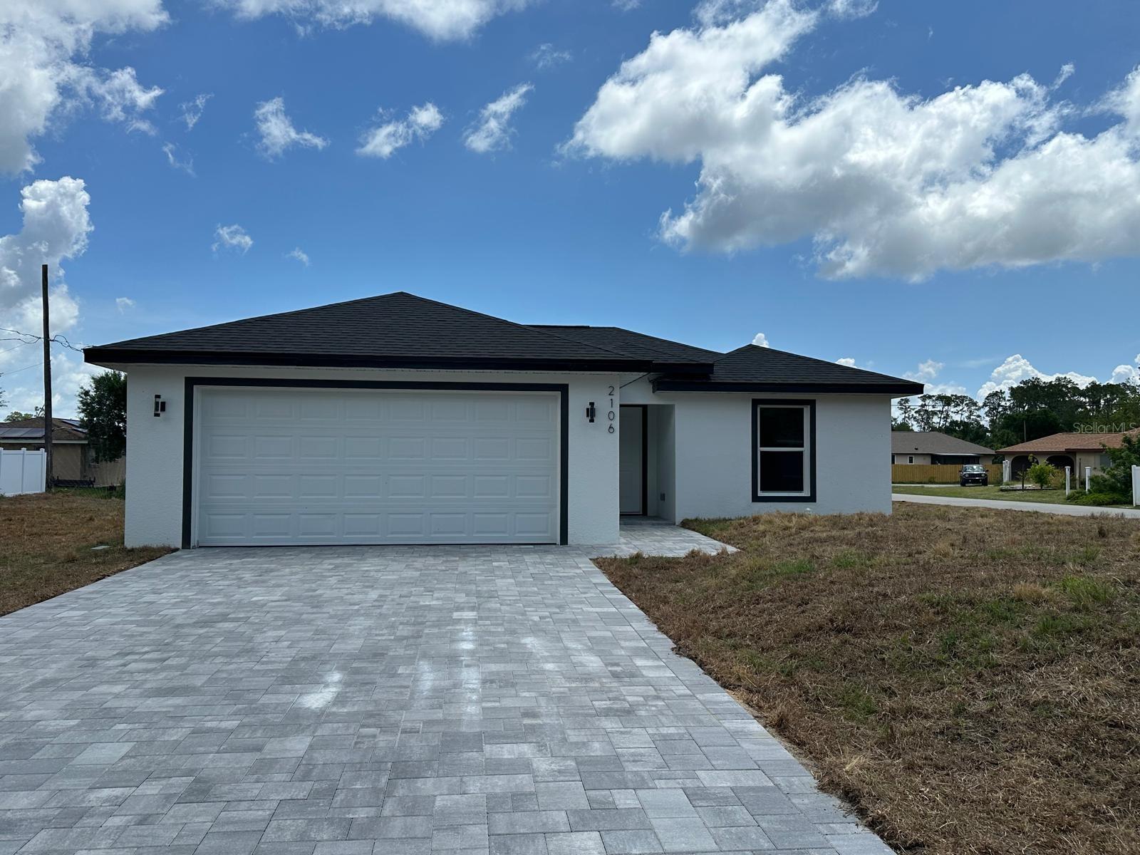 Single Family Residence in PORT CHARLOTTE, FL - Daniel Dourado
