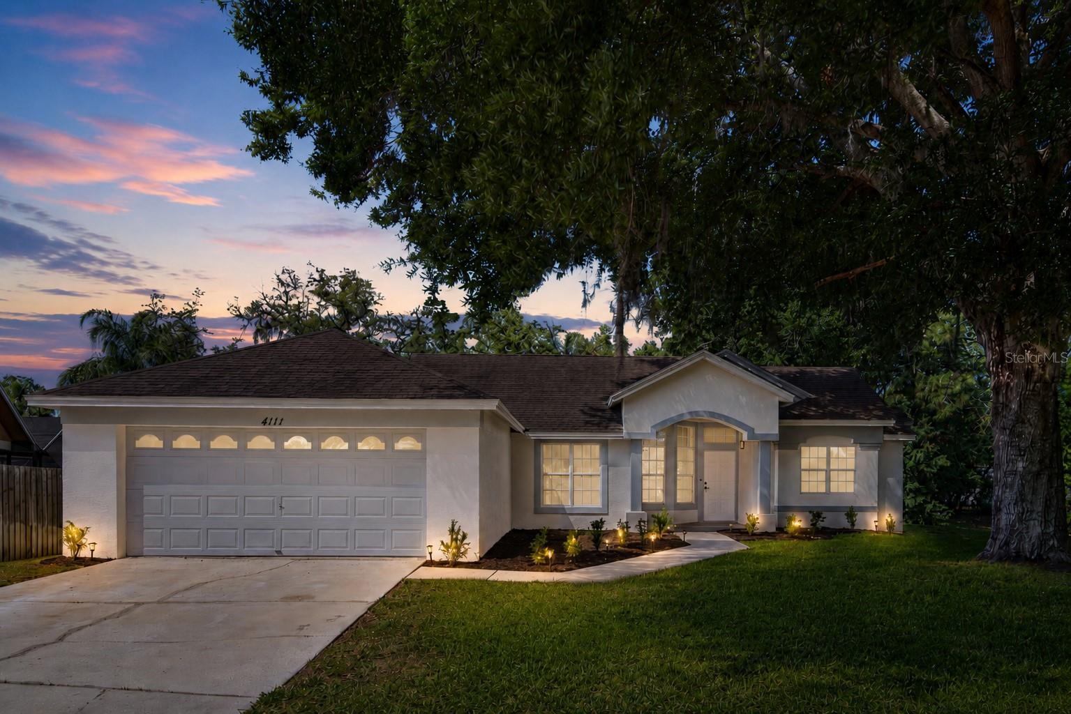 Single Family Residence in PLANT CITY, FL - Daniel Dourado