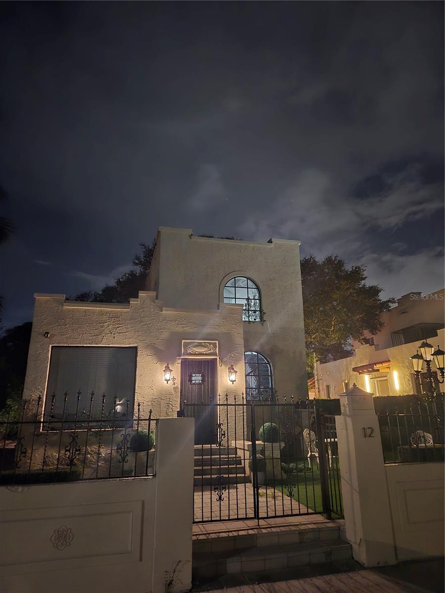 Single Family Residence em MIAMI, FL - Daniel Dourado