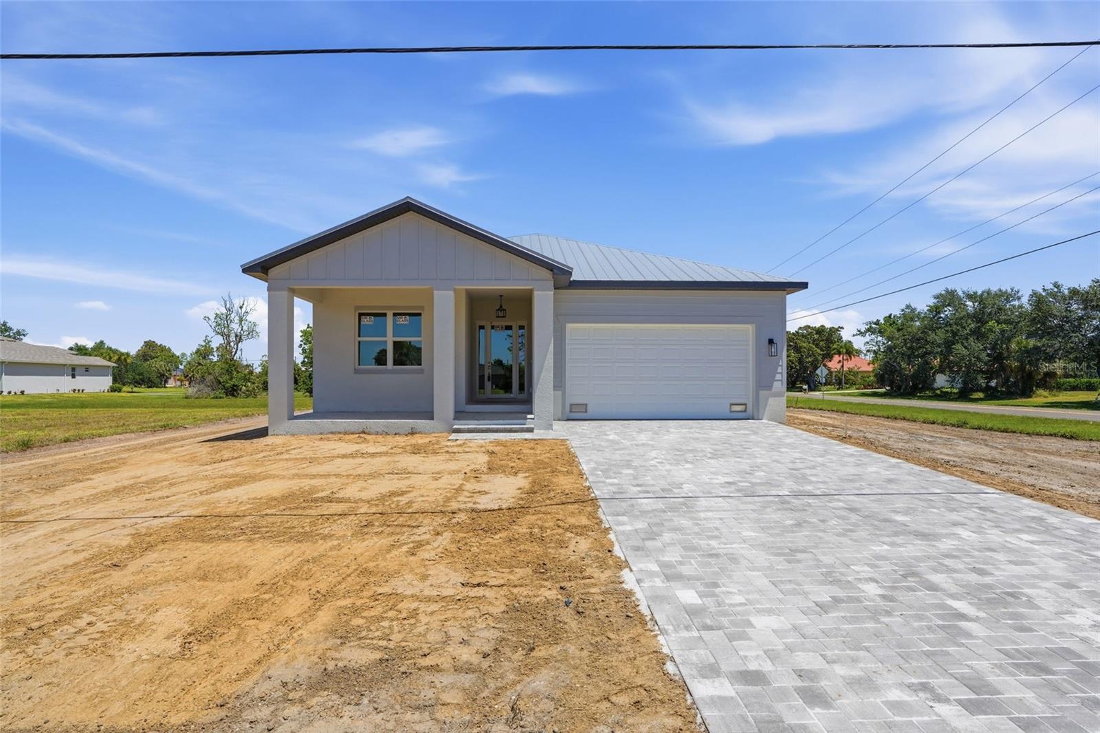 Single Family Residence in PUNTA GORDA, FL - Daniel Dourado