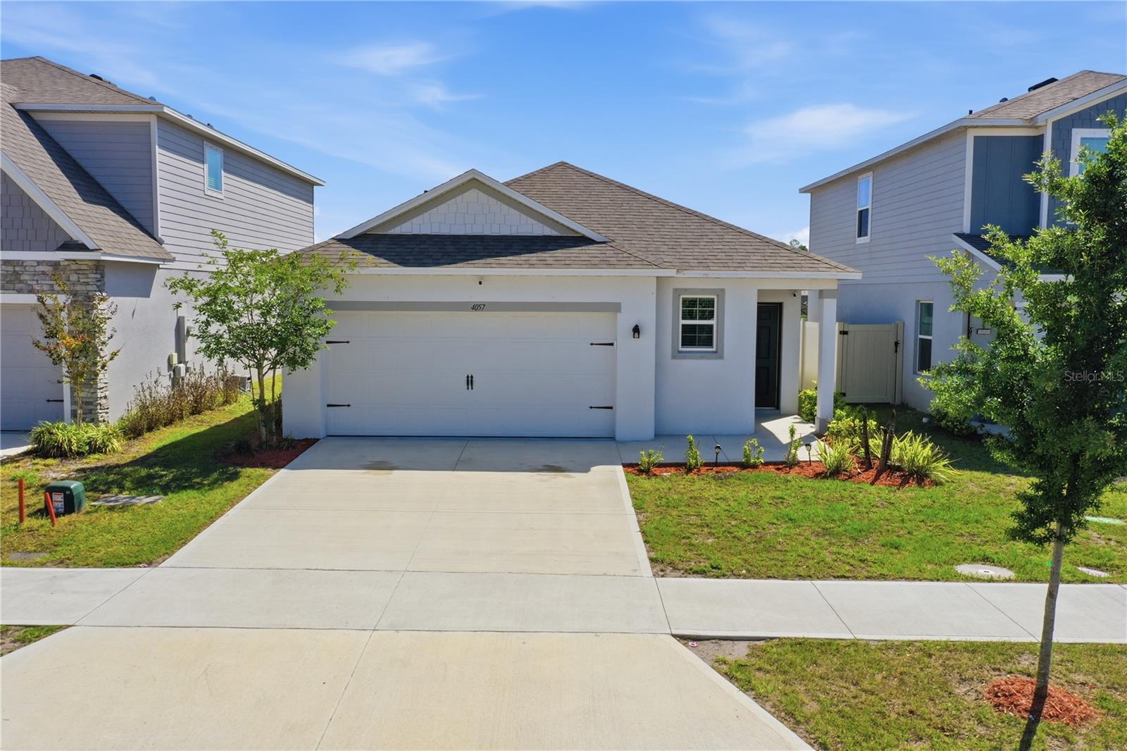 Single Family Residence em HARMONY, FL - Daniel Dourado
