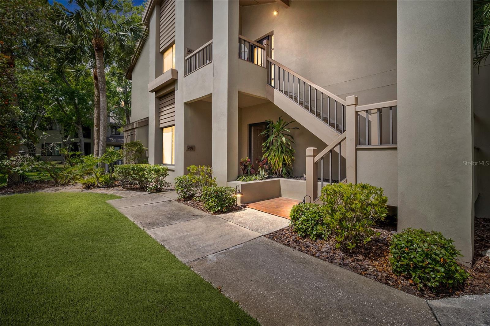 Condominium in PALM HARBOR, FL - Daniel Dourado