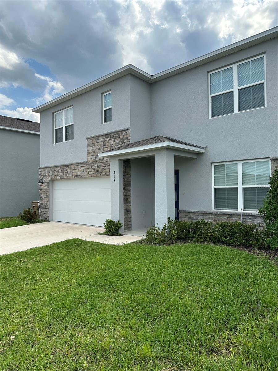 Single Family Residence in ST CLOUD, FL - Daniel Dourado