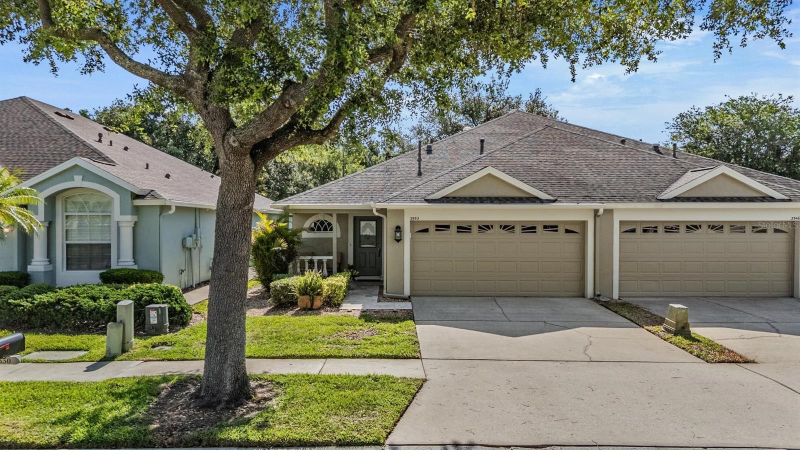 Single Family Residence em LAND O LAKES, FL - Daniel Dourado