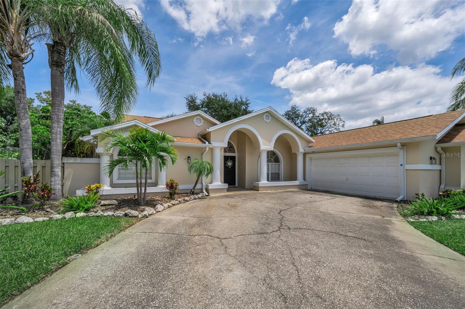 Single Family Residence em PALM HARBOR, FL - Daniel Dourado