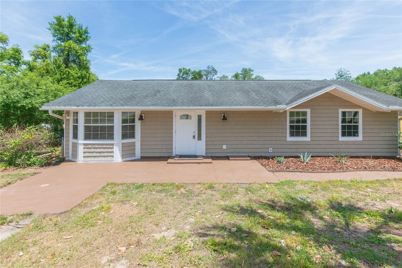 Single Family Residence in DADE CITY, FL - Daniel Dourado