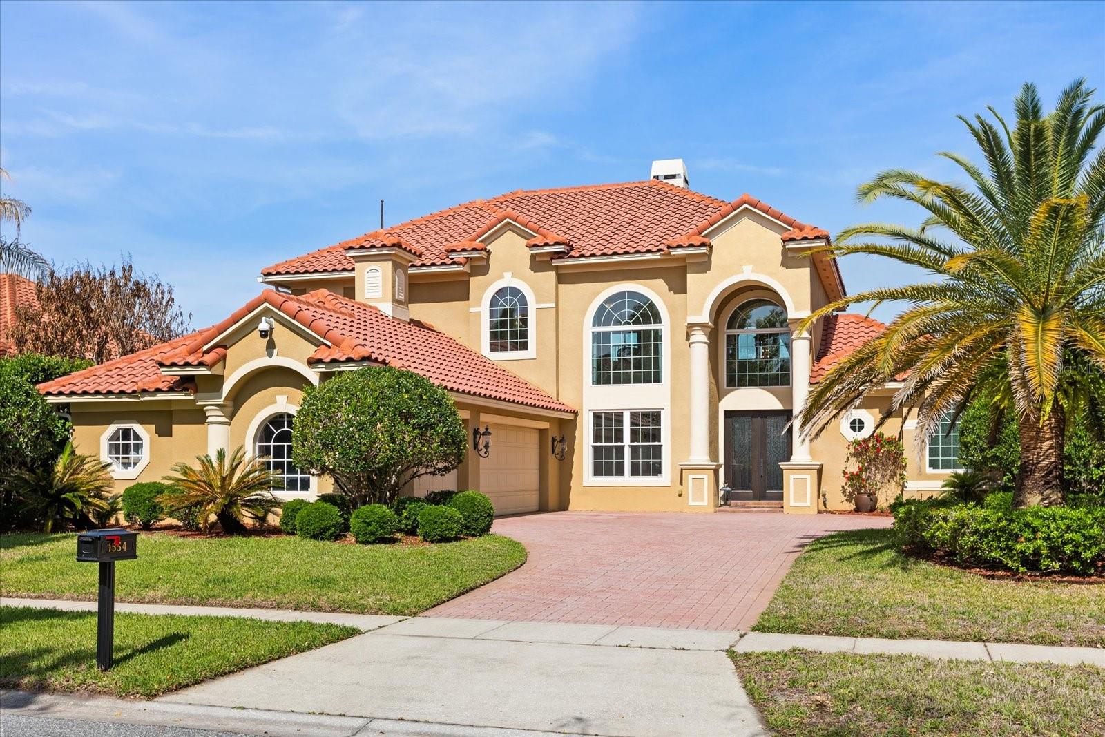Single Family Residence in WINDERMERE, FL - Daniel Dourado