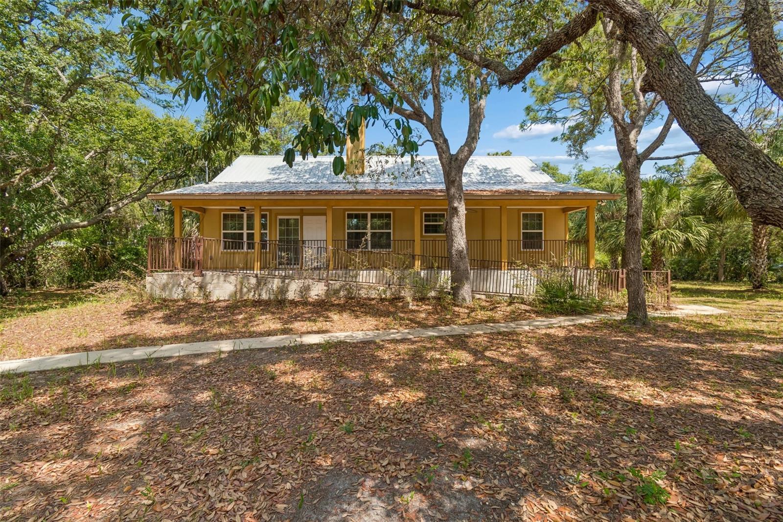 Single Family Residence in HOMOSASSA, FL - Daniel Dourado