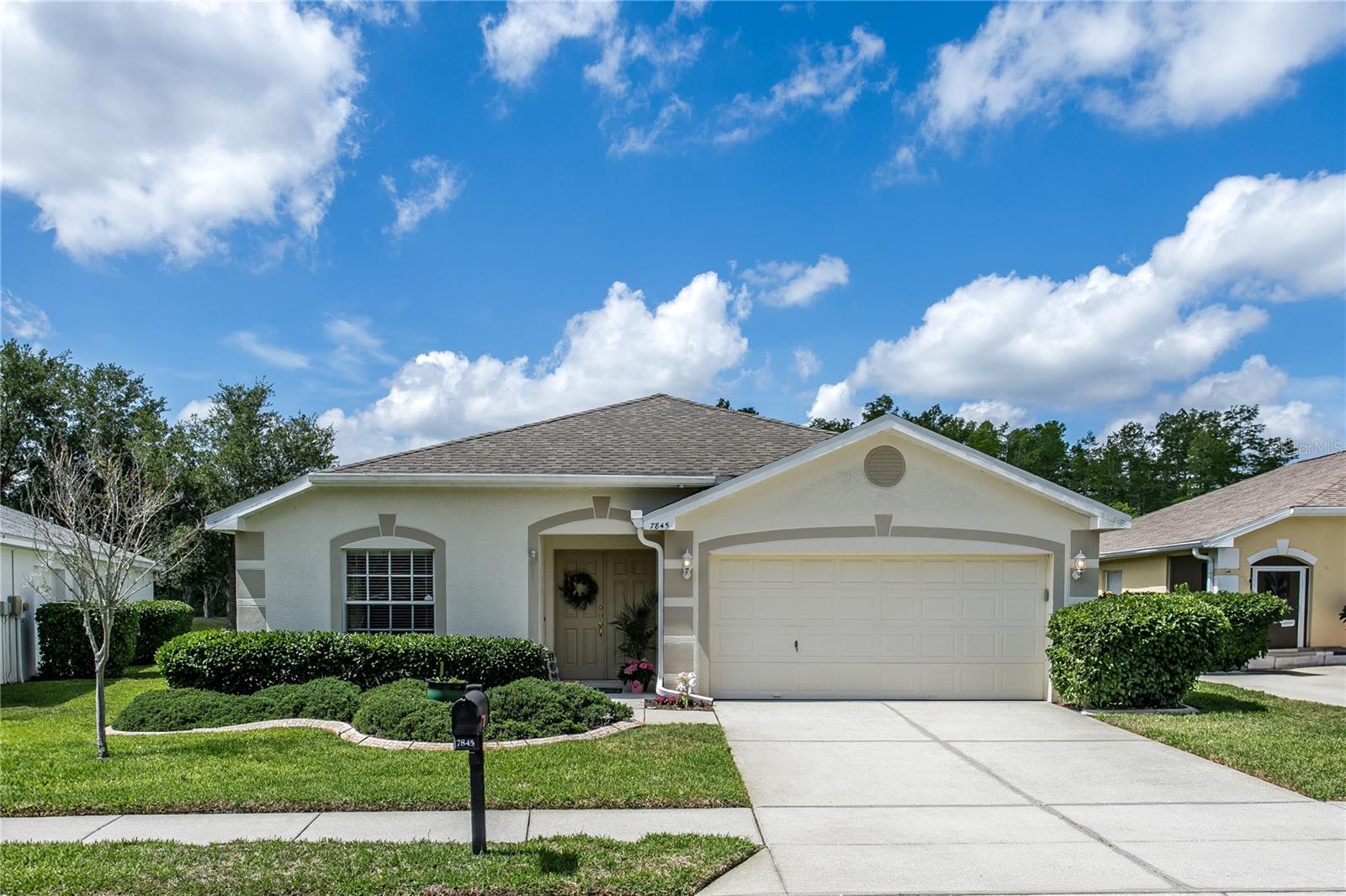 Single Family Residence em LAND O LAKES, FL - Daniel Dourado