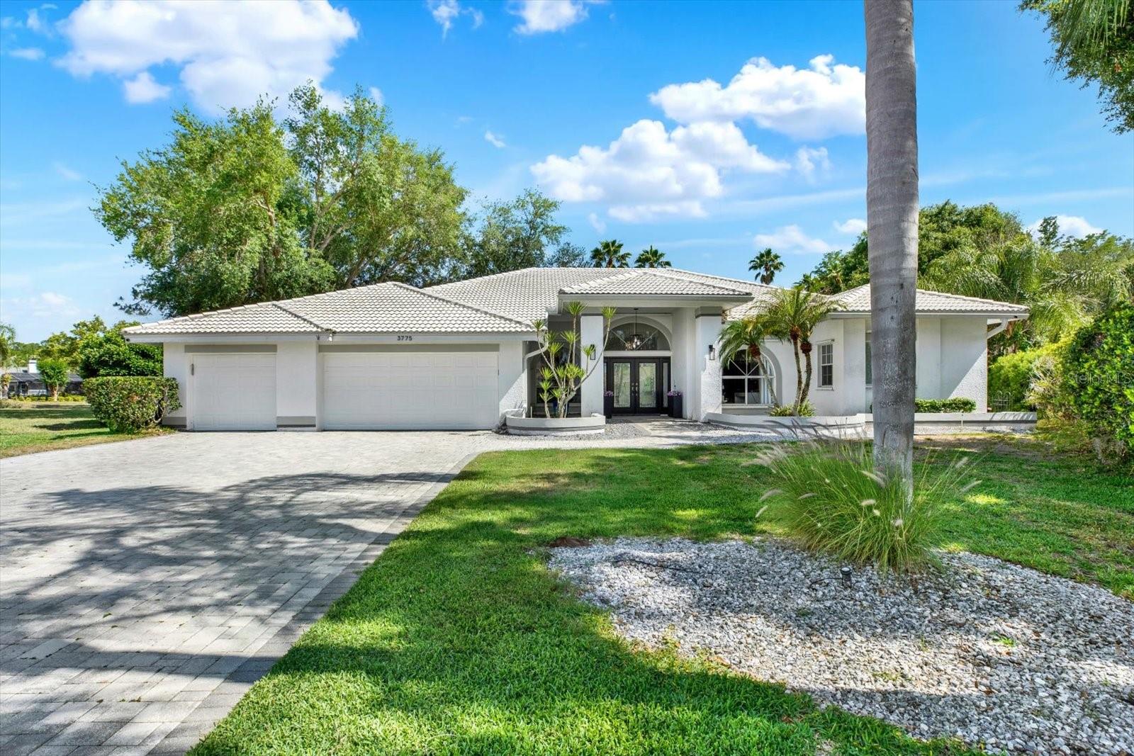 Single Family Residence em PALM HARBOR, FL - Daniel Dourado