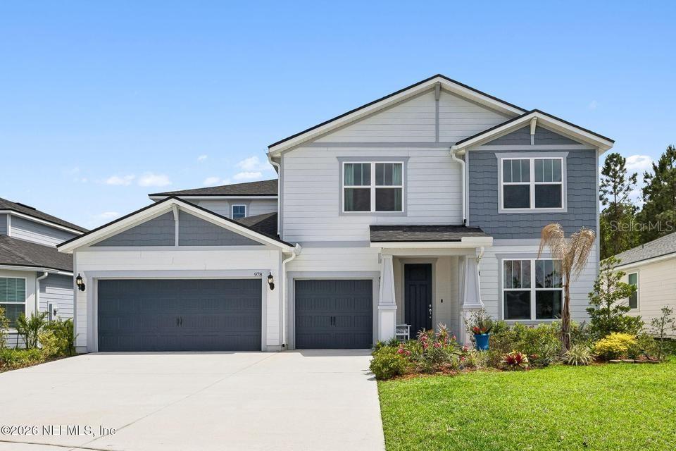 Single Family Residence in MIDDLEBURG, FL - Daniel Dourado