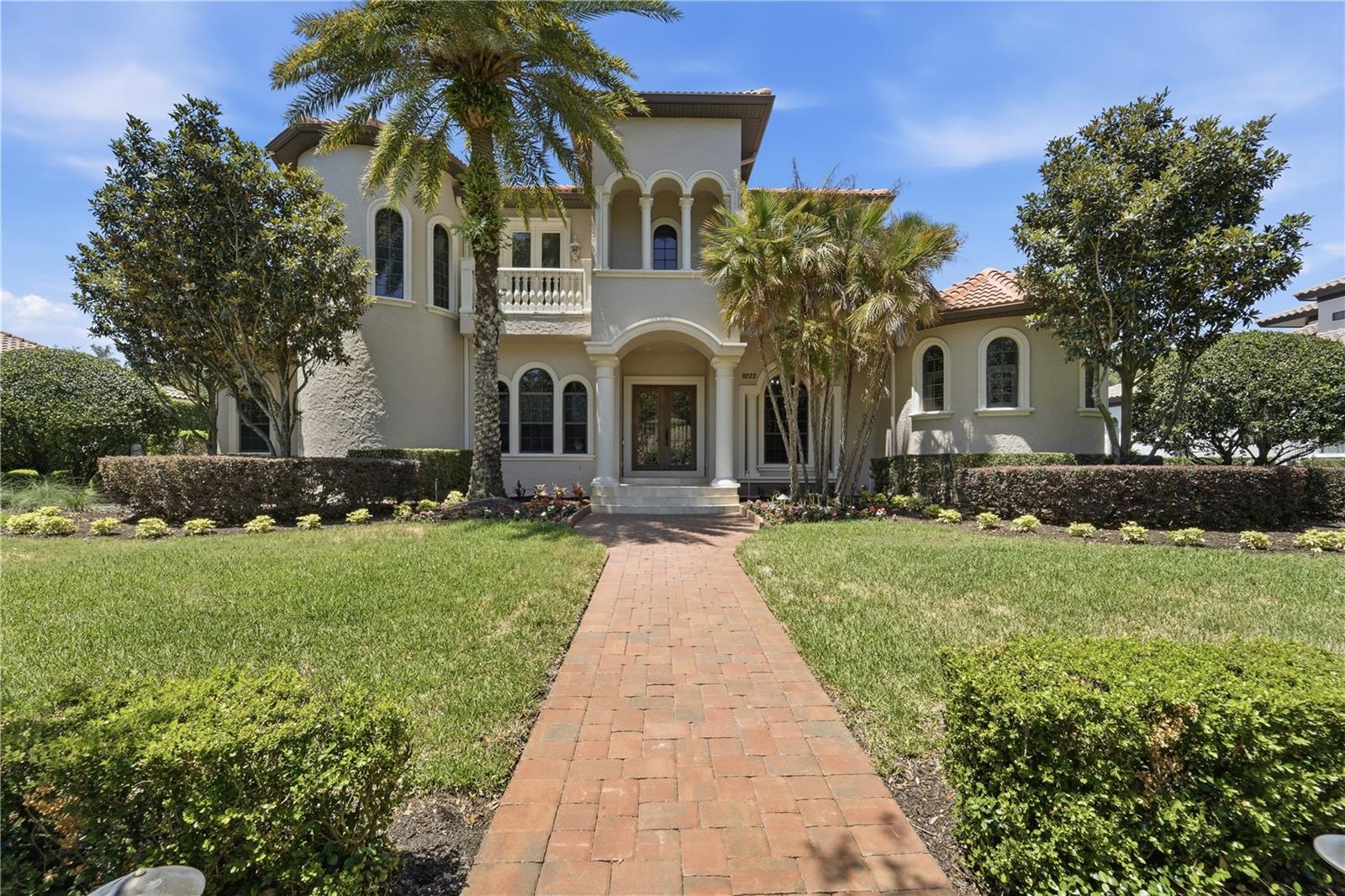 Single Family Residence in WINDERMERE, FL - Daniel Dourado