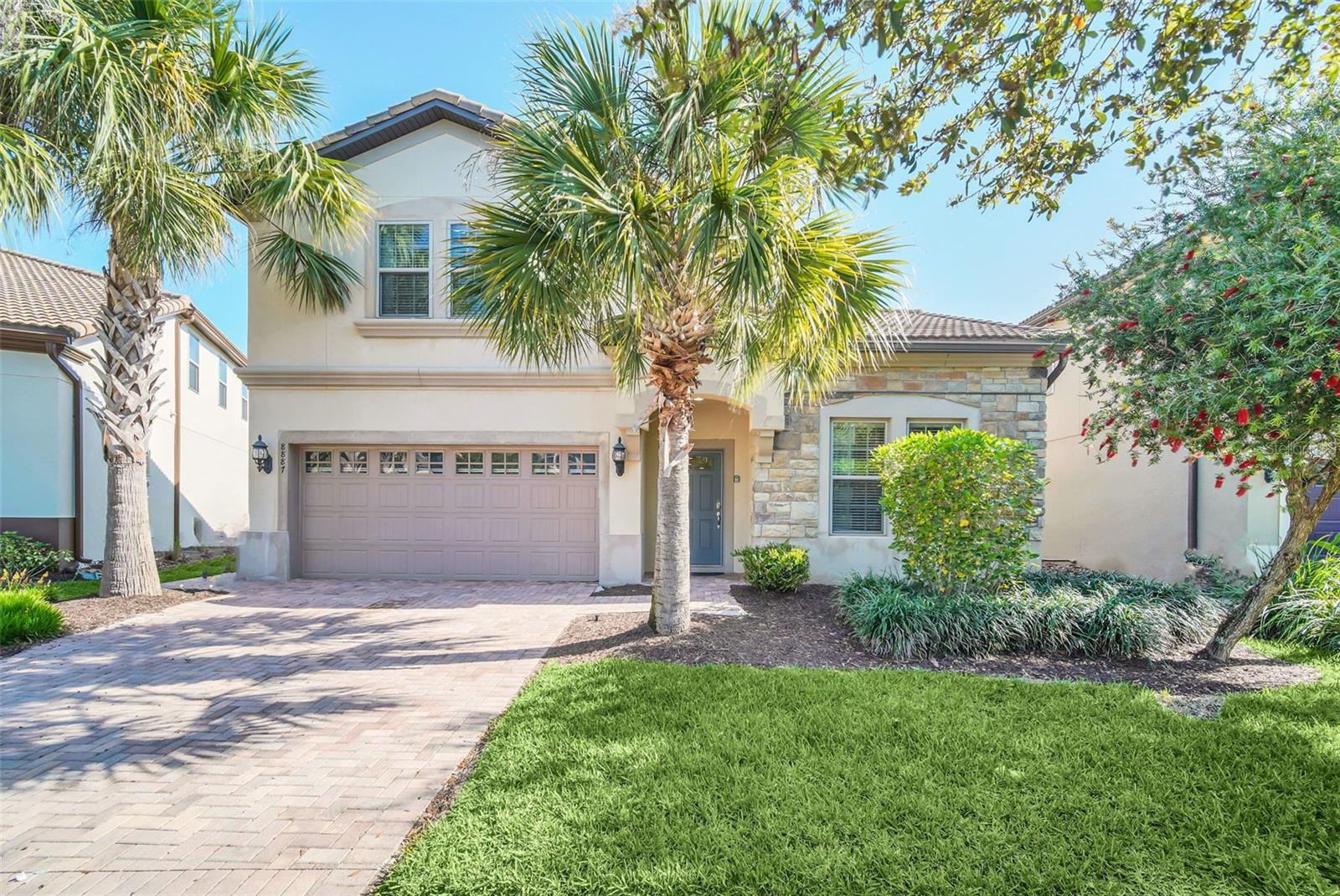 Single Family Residence em KISSIMMEE, FL - Daniel Dourado