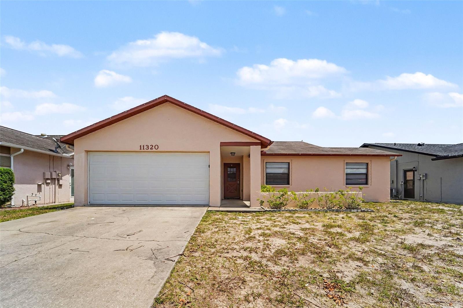 Single Family Residence in PORT RICHEY, FL - Daniel Dourado