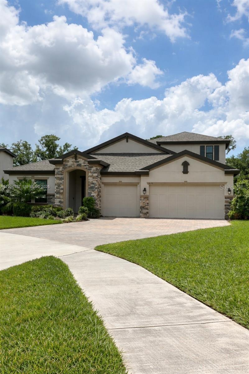 Single Family Residence in PARRISH, FL - Daniel Dourado