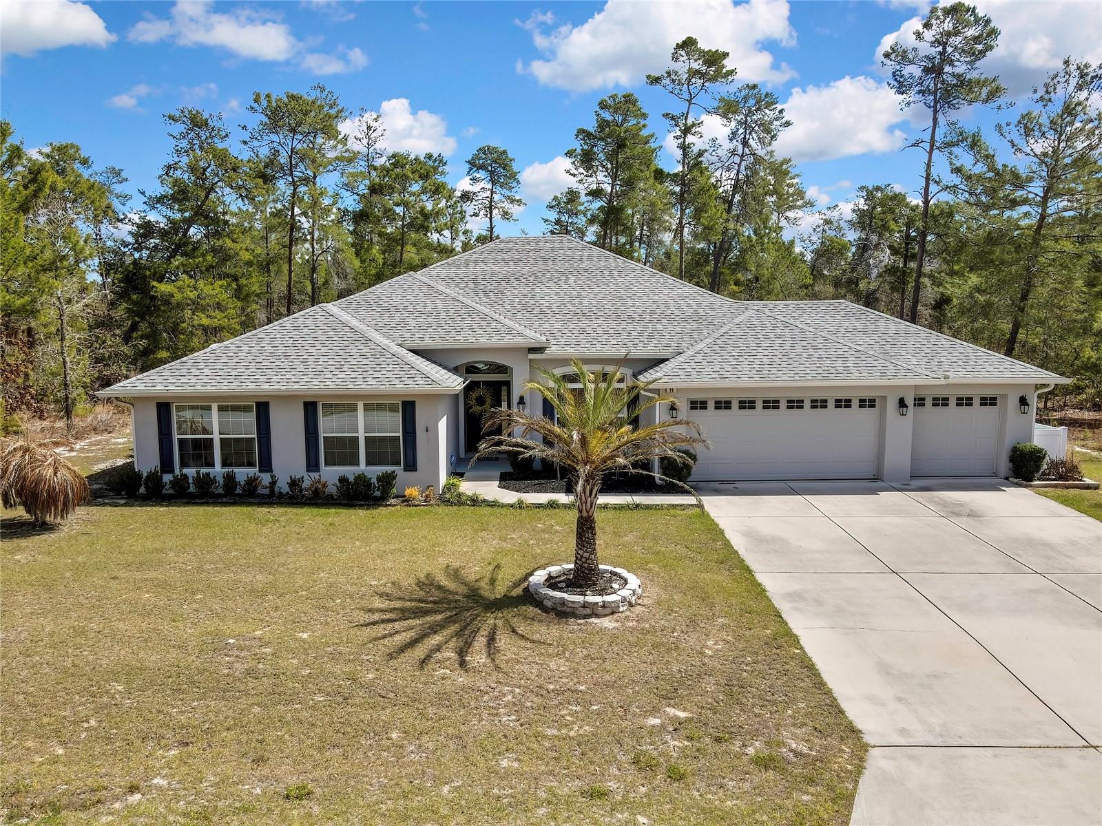 Single Family Residence in HOMOSASSA, FL - Daniel Dourado