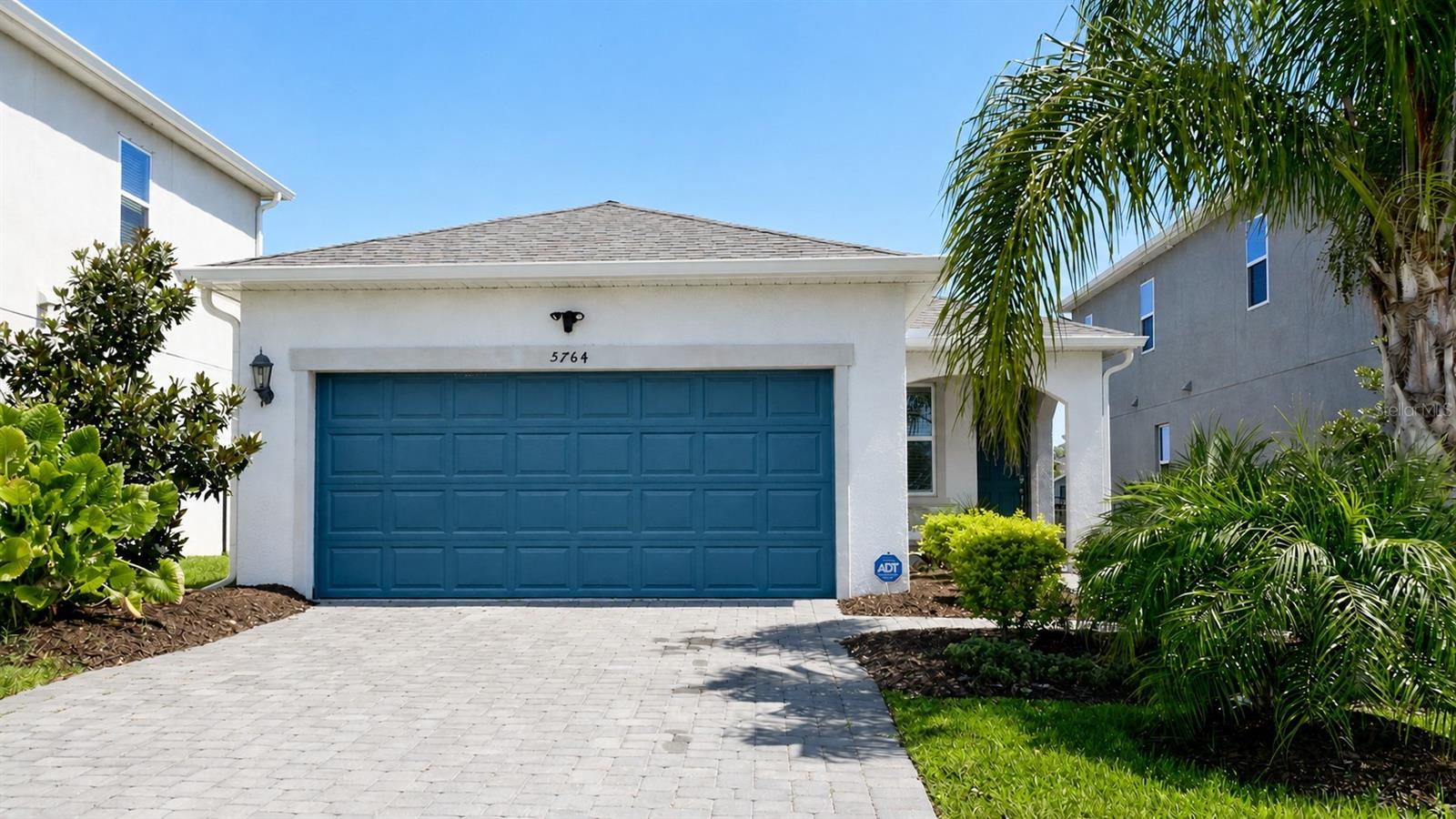 Single Family Residence in PALMETTO, FL - Daniel Dourado