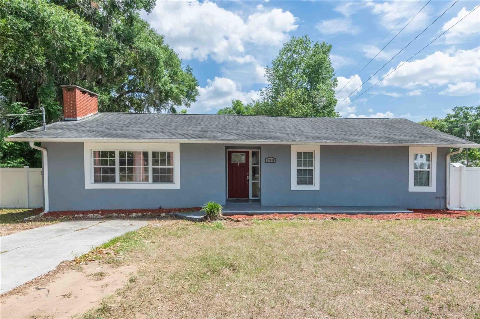 Single Family Residence in DADE CITY, FL - Daniel Dourado