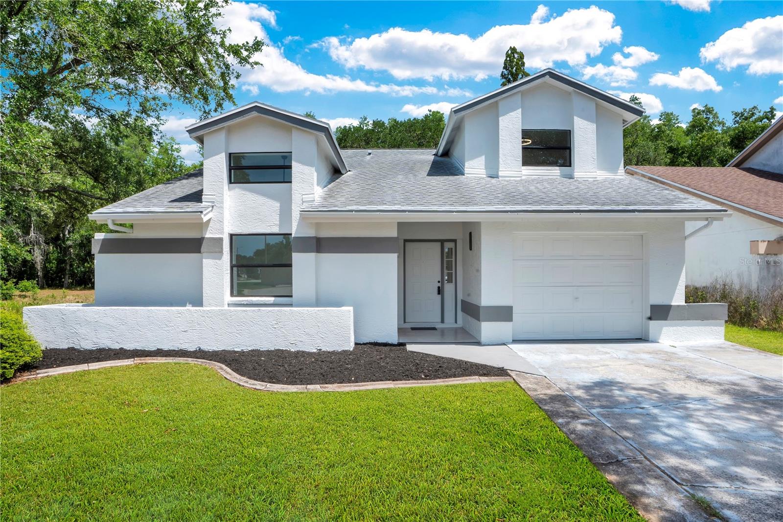 Single Family Residence in TAMPA, FL - Daniel Dourado