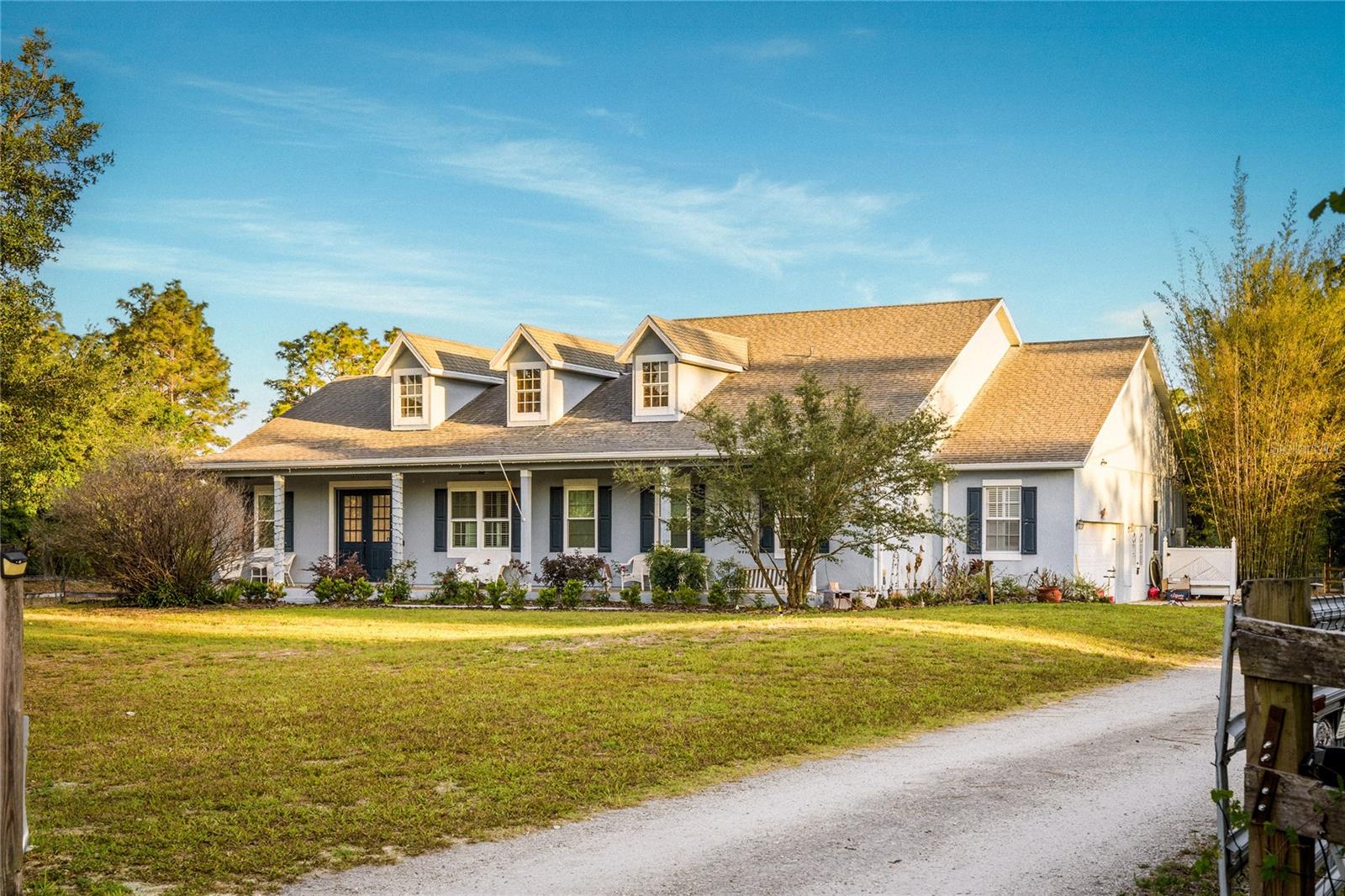 Single Family Residence in ORLANDO, FL - Daniel Dourado
