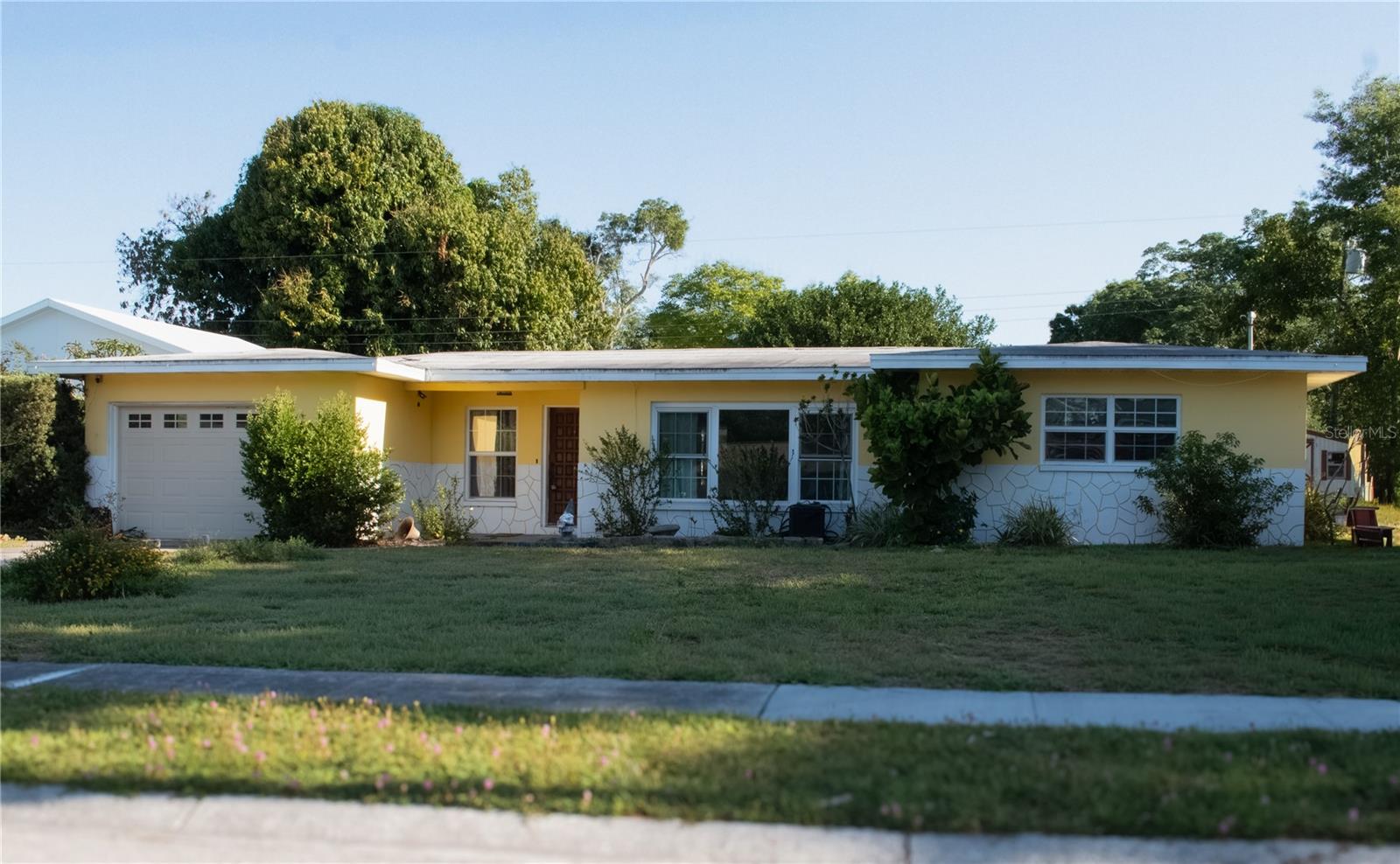 Single Family Residence em CLEARWATER, FL - Daniel Dourado