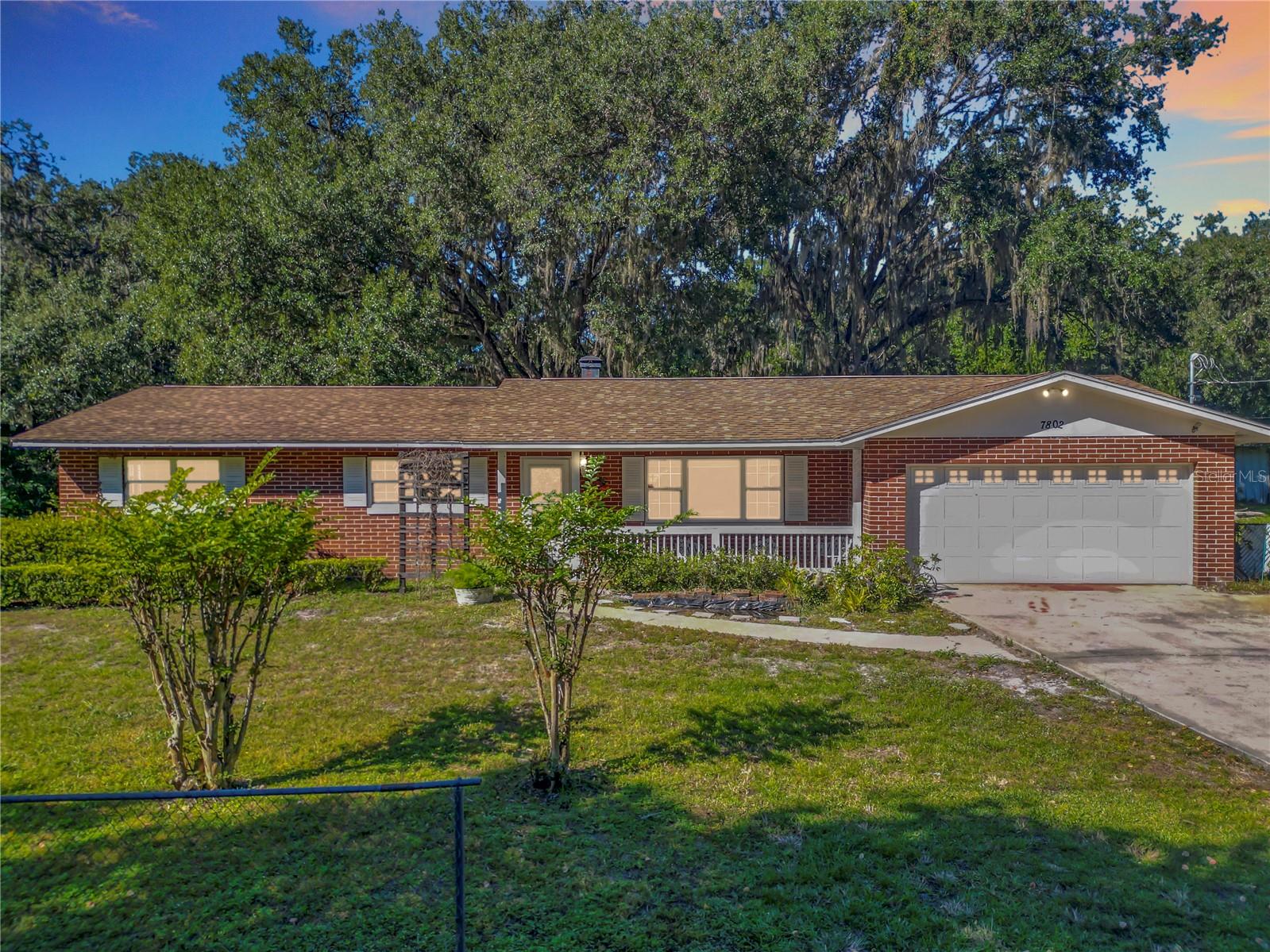 Single Family Residence in COLEMAN, FL - Daniel Dourado