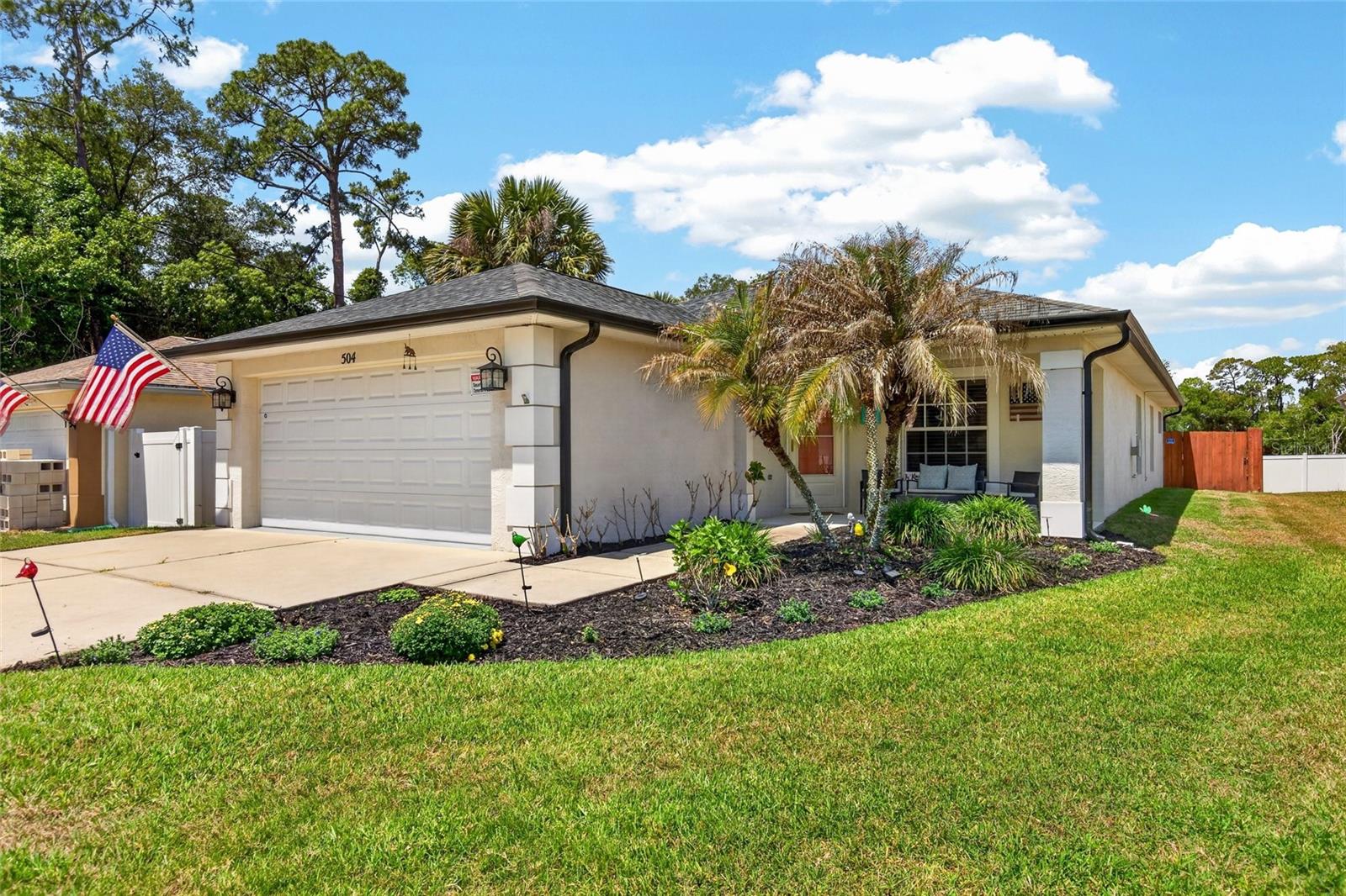 Single Family Residence in NEW SMYRNA BEACH, FL - Daniel Dourado