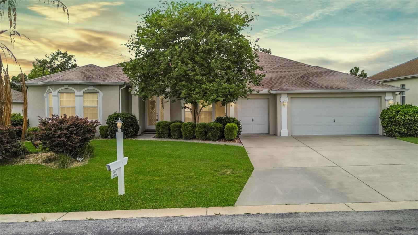 Single Family Residence in OCALA, FL - Daniel Dourado