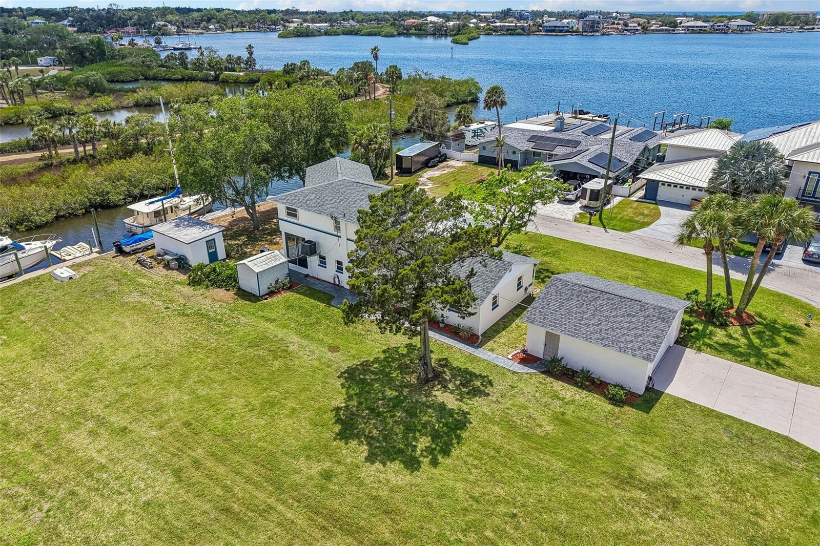Single Family Residence in PORT RICHEY, FL - Daniel Dourado